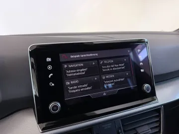 Car image 46
