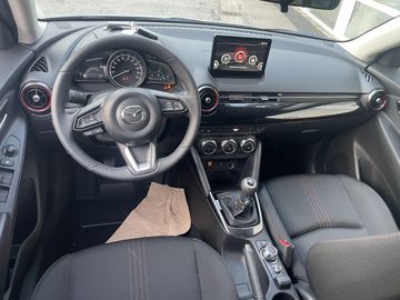 Car image 12