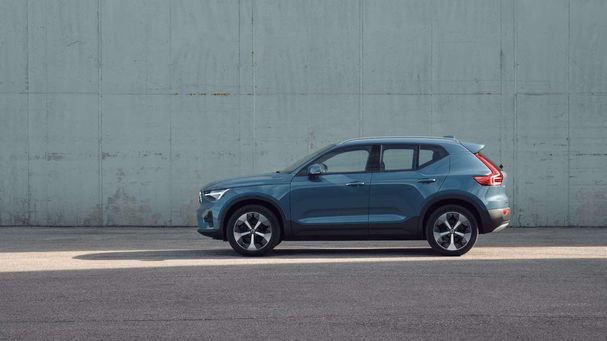 Volvo XC40 B3 Core 120 kW image number 19