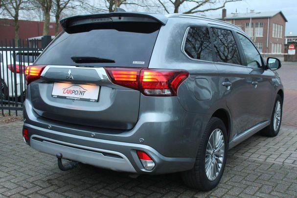 Mitsubishi Outlander 2.4 4WD 169 kW image number 11