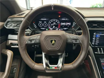 Car image 33