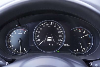 Car image 26