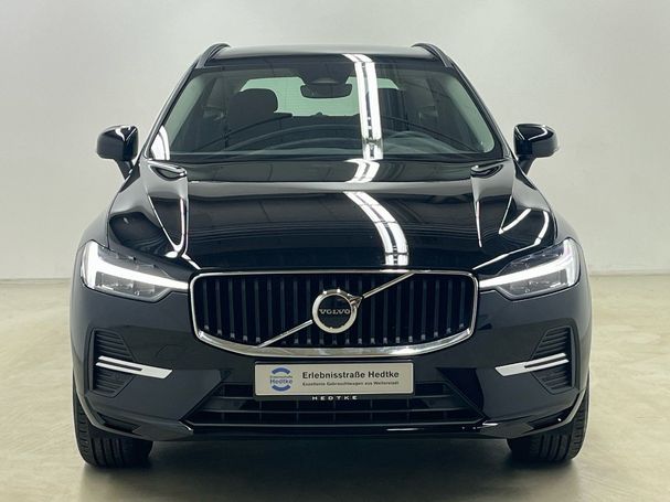 Volvo XC60 B4 Diesel Momentum 145 kW image number 3