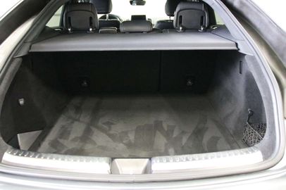 Car image 36