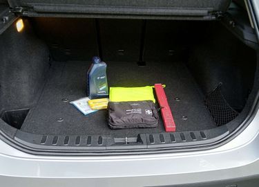 Car image 13