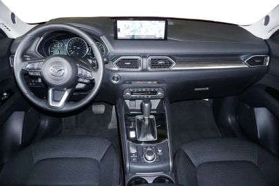 Car image 8