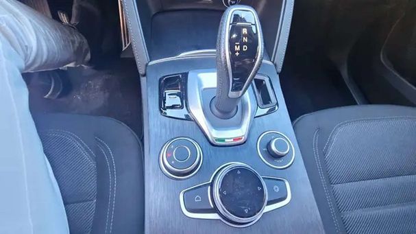 Alfa Romeo Stelvio 2.2 Q4 140 kW image number 14