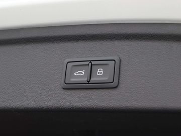 Car image 41