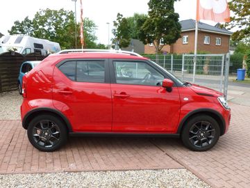 Car image 4