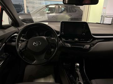 Car image 10