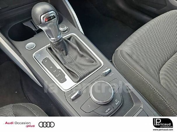 Audi Q2 35 TDI S tronic Sport 110 kW image number 9