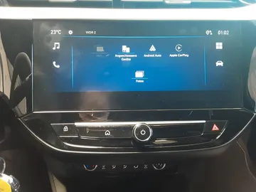 Car image 29