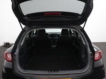 Car image 36