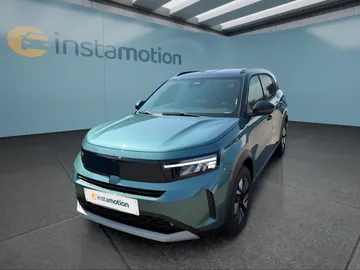 Car image 25