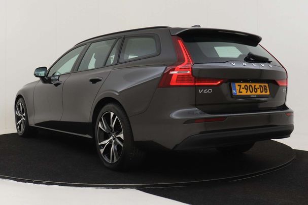 Volvo V60 B3 Essential 120 kW image number 3