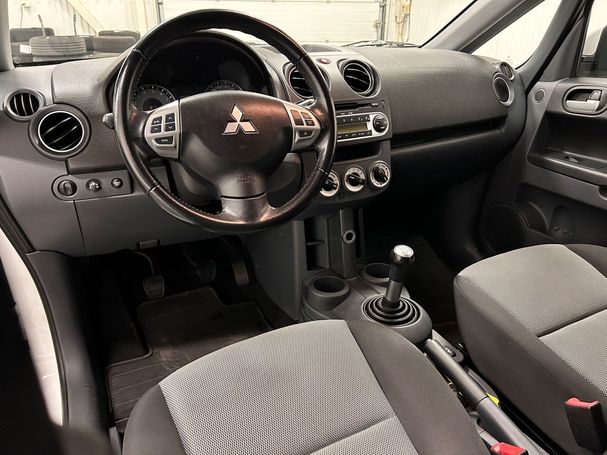 Mitsubishi Colt 1.3 70 kW image number 7