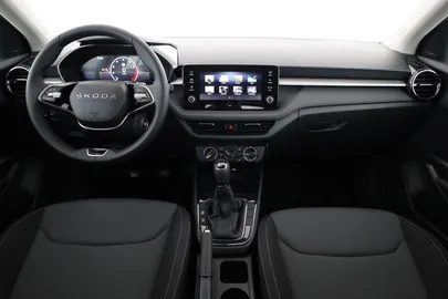 Car image 30