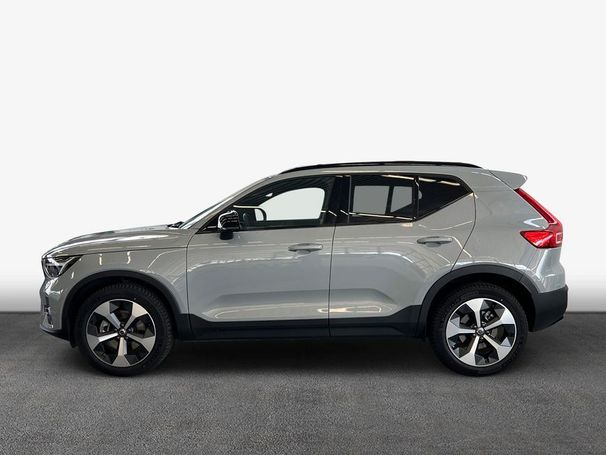 Volvo XC40 B3 Plus Dark DKG 120 kW image number 4