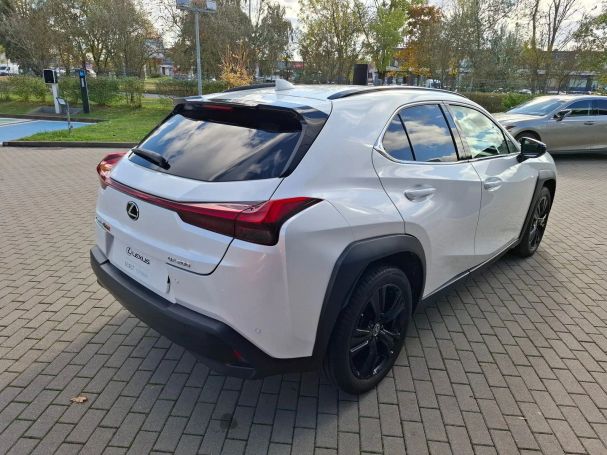 Lexus UX 200 126 kW image number 2