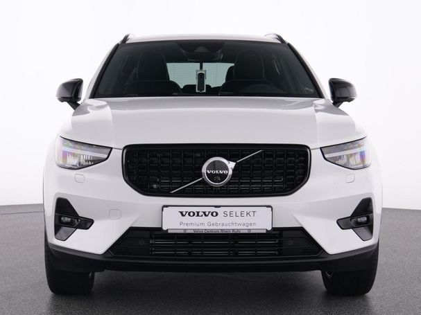 Volvo XC40 Plug-in Hybrid T4 Ultimate Dark 155 kW image number 16