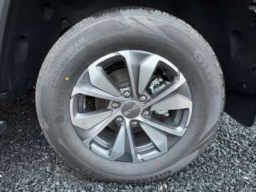 Car image 23