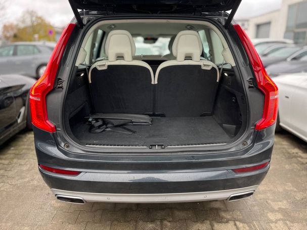 Volvo XC90 AWD Momentum 173 kW image number 8