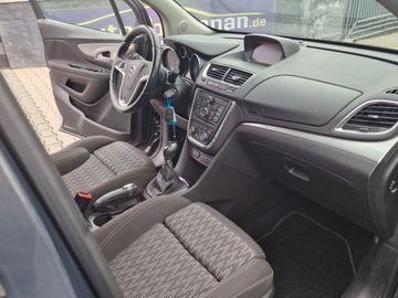 Car image 13