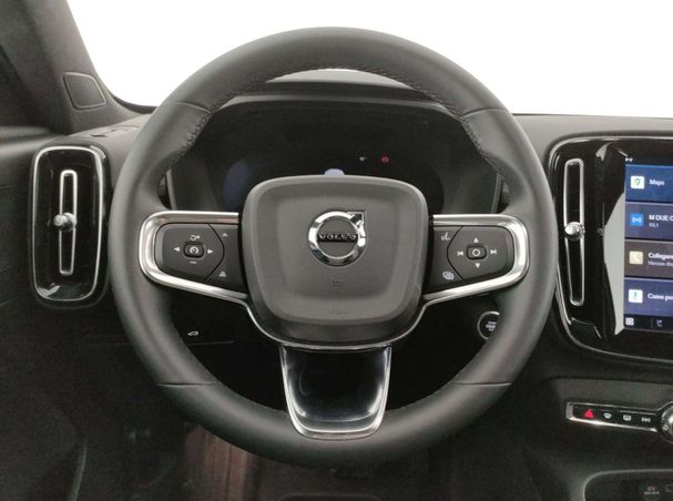 Volvo XC40 B3 Core 120 kW image number 15