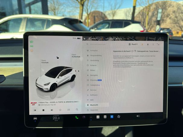 Tesla Model Y 220 kW image number 30