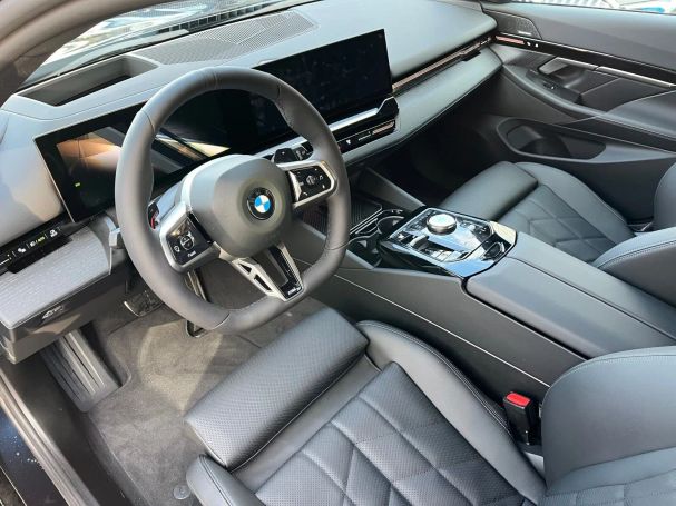 BMW 540d Touring xDrive 210 kW image number 9