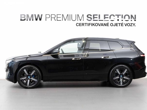 BMW iX xDrive40 240 kW image number 5