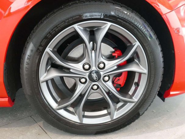 Ford Focus 1.5 88 kW image number 37