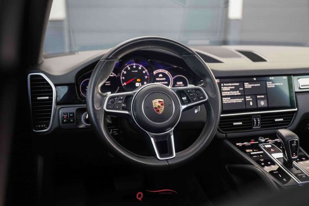 Porsche Cayenne Turbo S Tiptronic 250 kW image number 16