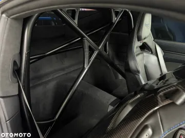 Car image 33