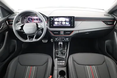 Car image 30