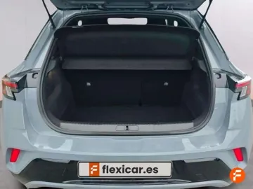 Car image 29