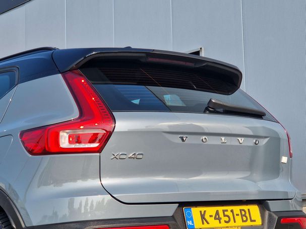 Volvo XC40 Recharge AWD 300 kW image number 9