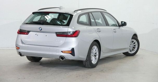 BMW 320d Touring Advantage 140 kW image number 7