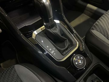 Car image 41