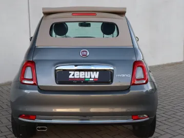 Car image 17