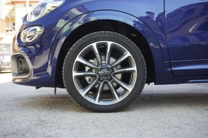 Car image 31