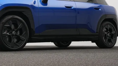 Car image 22