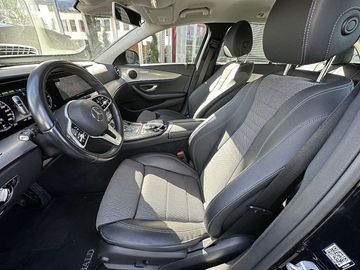 Car image 36