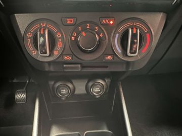 Car image 26