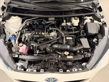 Car image 38