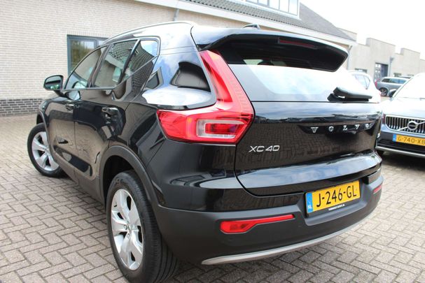 Volvo XC40 1.5 T2 95 kW image number 6