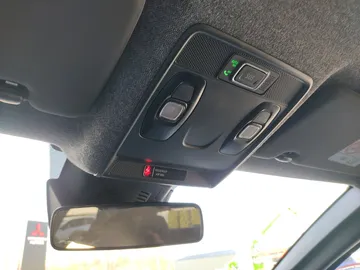 Car image 35