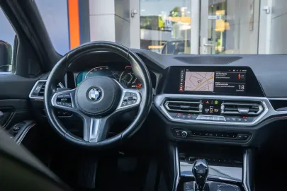 Car image 39