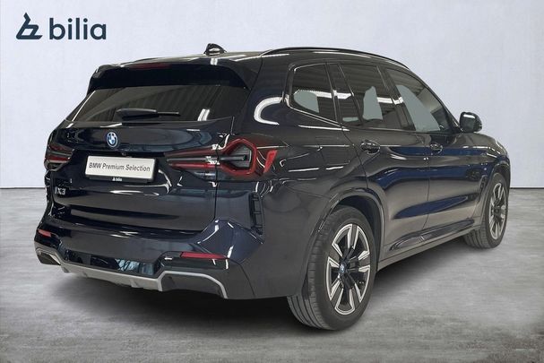 BMW iX3 210 kW image number 17