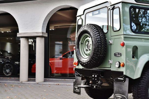 Land Rover Defender 90 90 kW image number 18